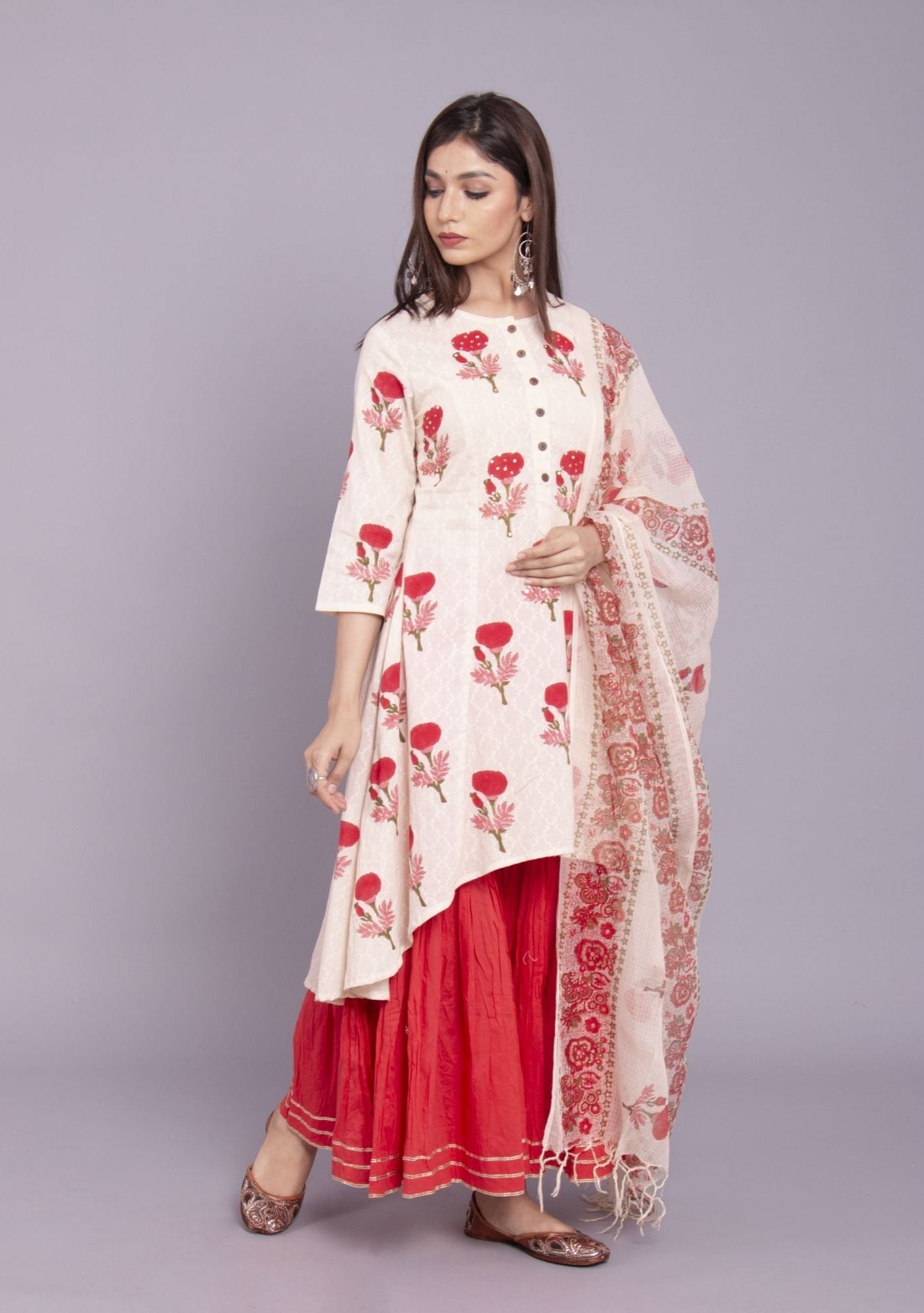 Buy Off-White Voile Anarkali Suit With Doria Dupatta For Women – Maitri  Jaipur